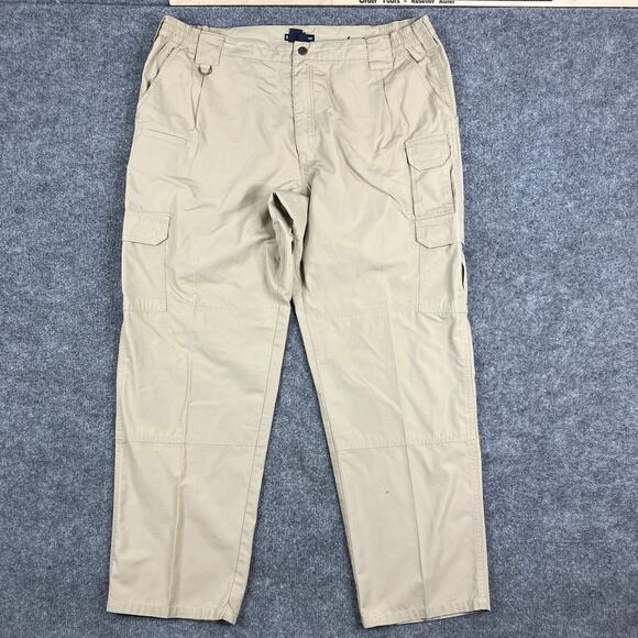 5.11 Tactical Pants Mens Size 44x32 Khaki Cargo Outdoor Utility Combat Durable - Picture 1 of 10